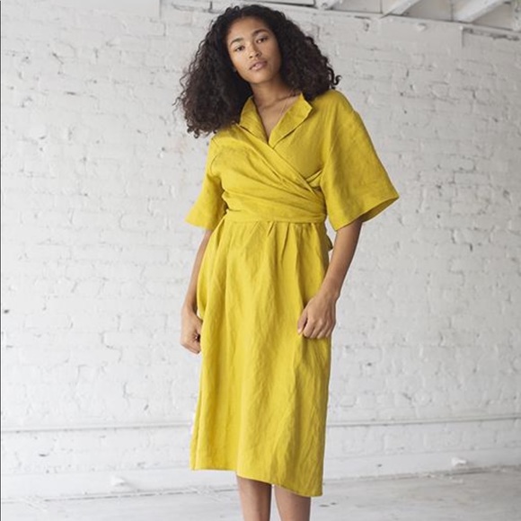 Robyn King Dresses & Skirts - Robyn King 100% Linen Wrap Dress Small